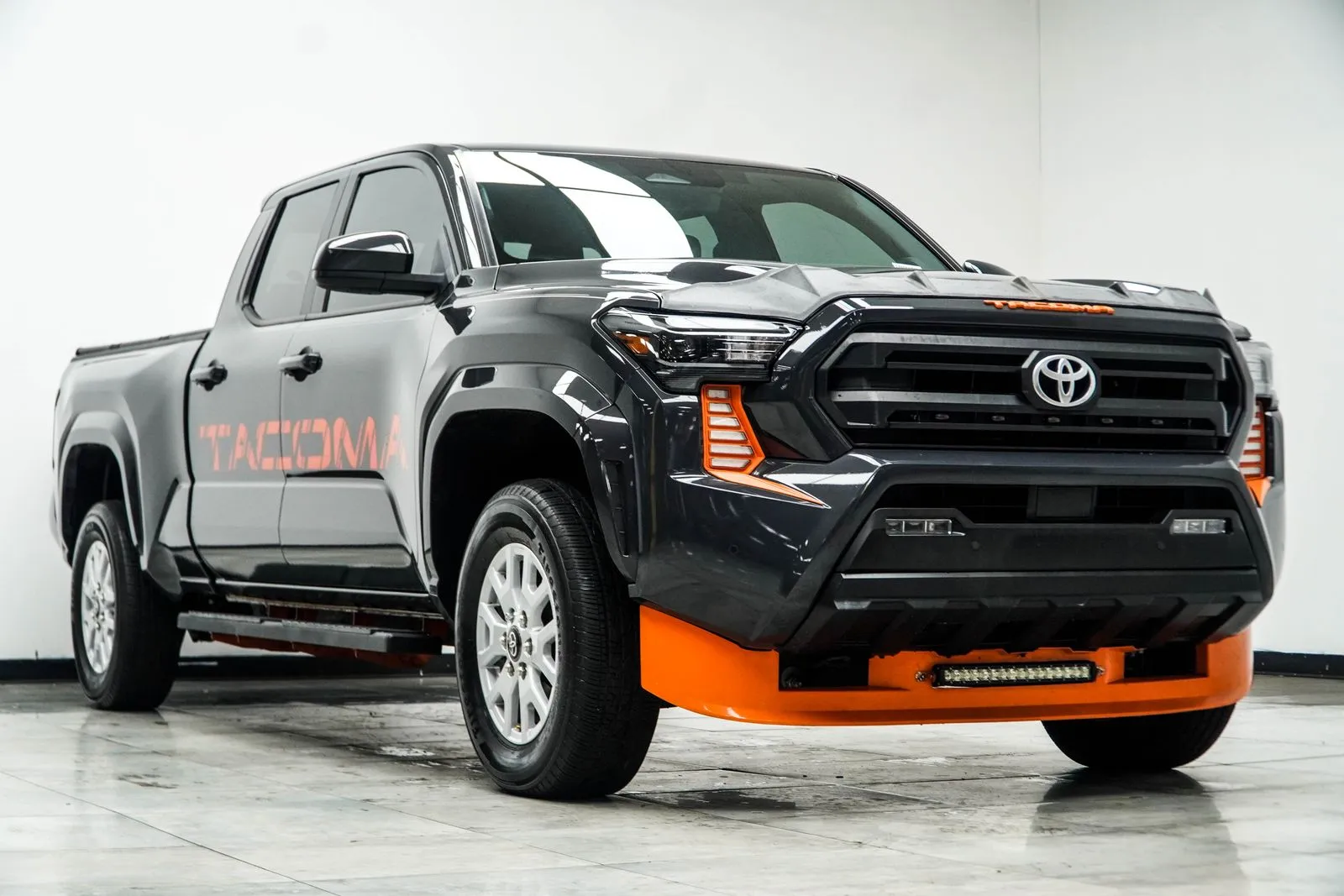 2024 Toyota Tacoma SR5, photo 3