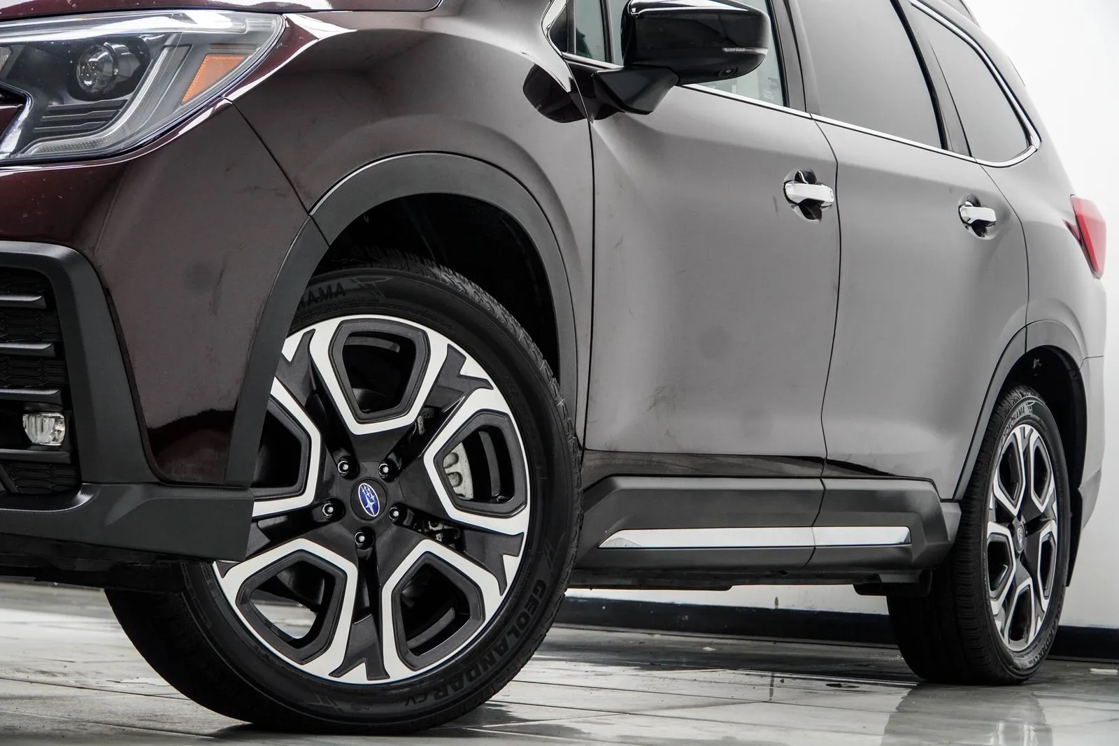 2024 Subaru Ascent Touring, photo 1