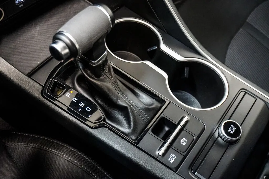 2022 Kia K5 LXS, photo 17