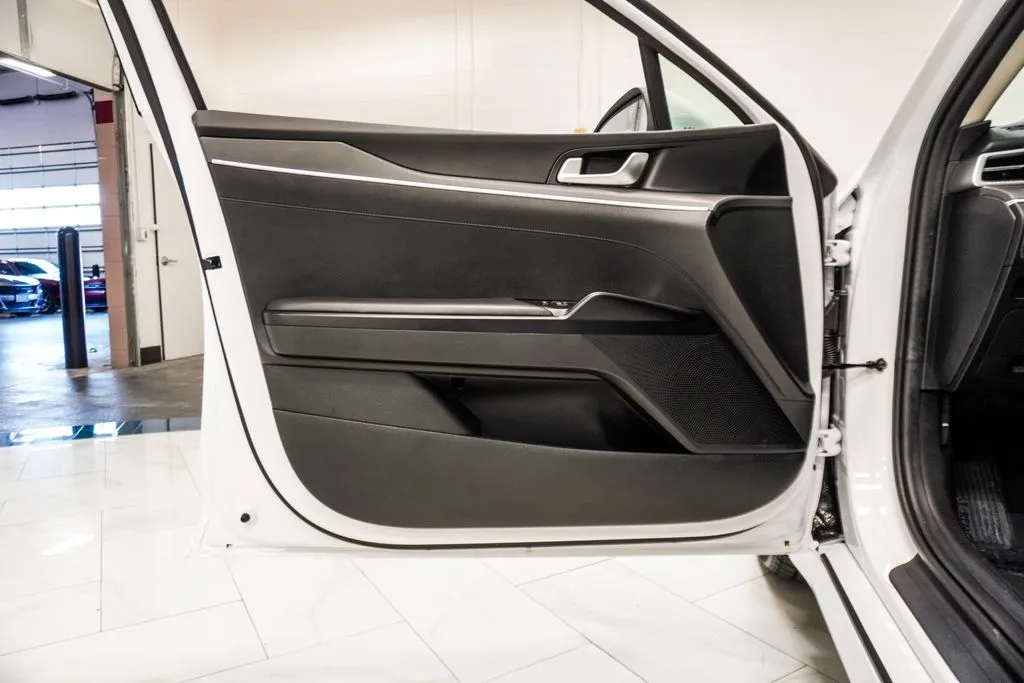 2022 Kia K5 LXS, photo 13