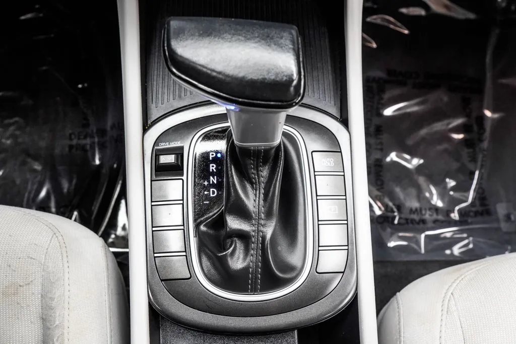 2024 Hyundai Kona SEL, photo 10