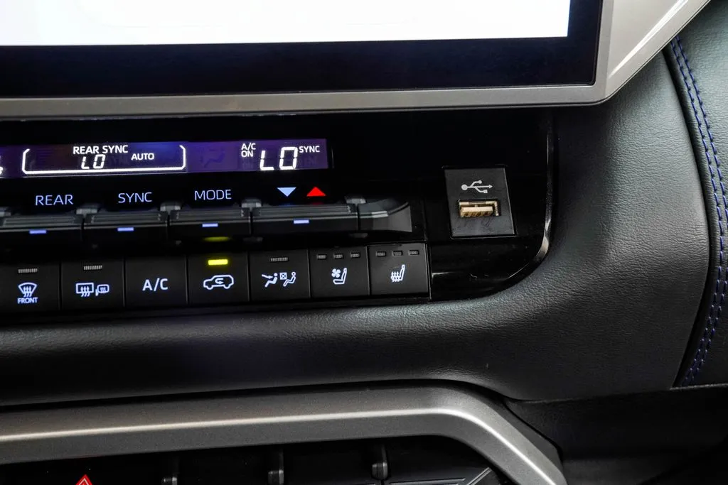 2024 Toyota Sequoia Platinum, photo 24