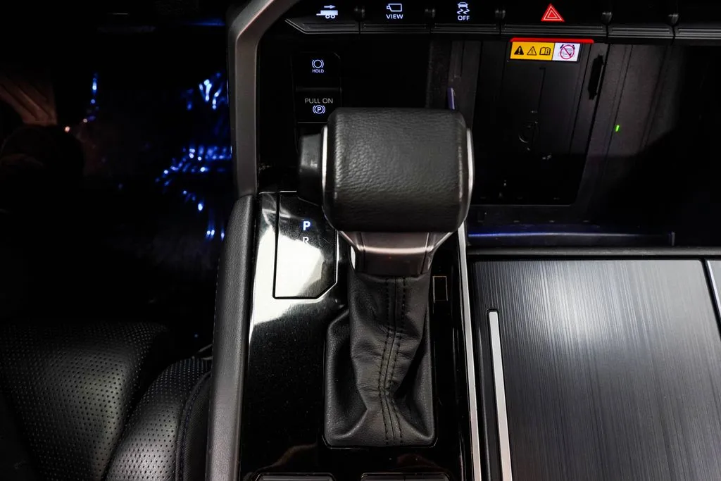 2024 Toyota Sequoia Platinum, photo 22