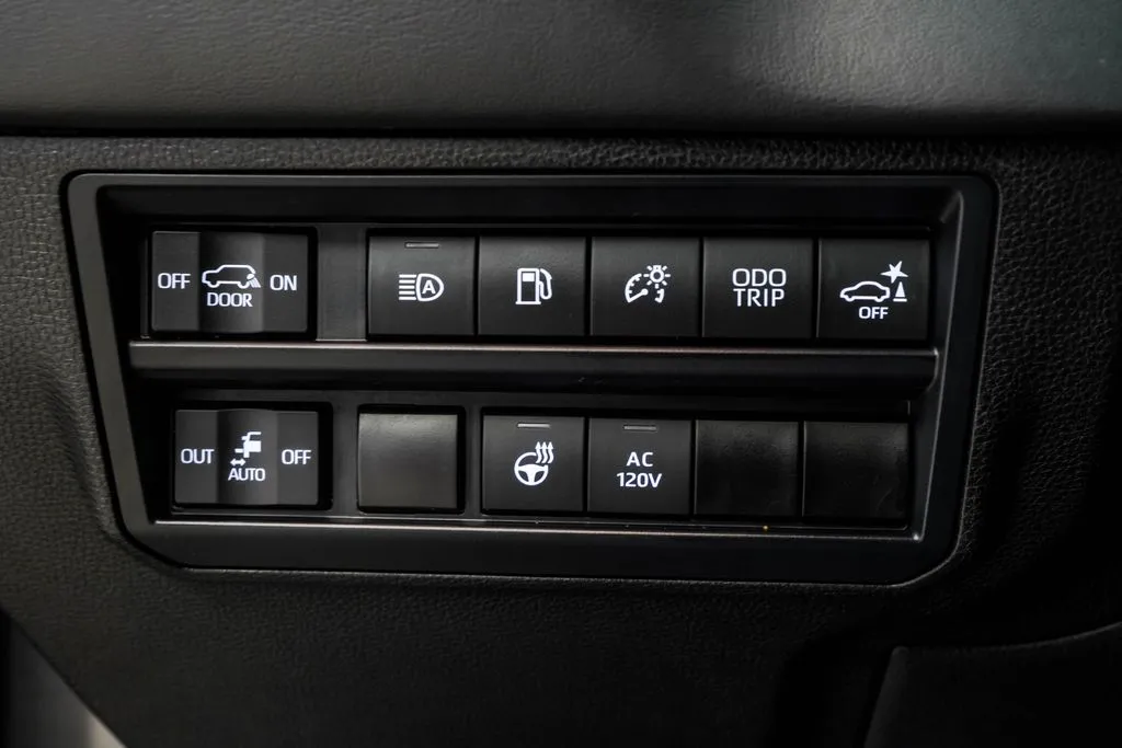 2024 Toyota Sequoia Platinum, photo 34
