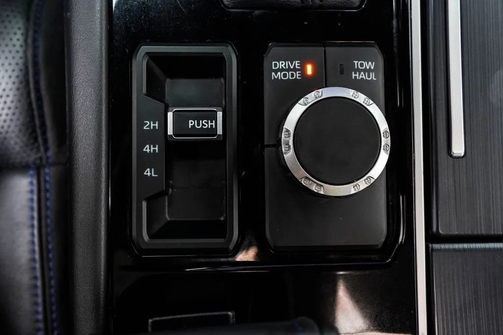 2024 Toyota Sequoia Platinum, photo 19