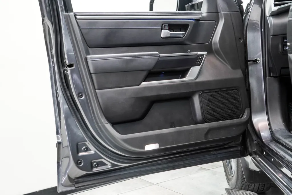 2024 Toyota Sequoia Platinum, photo 35