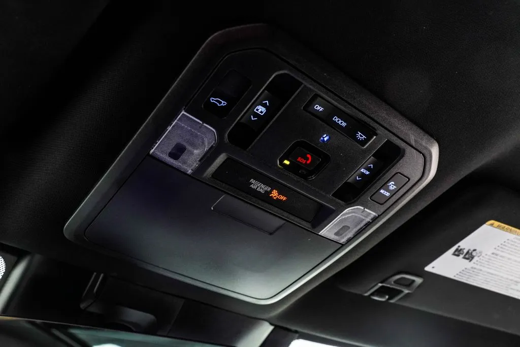 2024 Toyota Sequoia Platinum, photo 33
