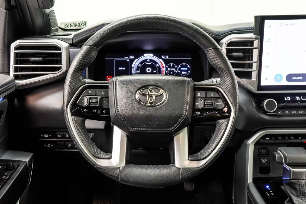 2024 Toyota Sequoia Platinum, photo 17