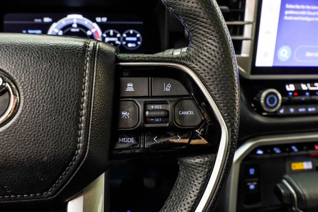 2024 Toyota Sequoia Platinum, photo 30