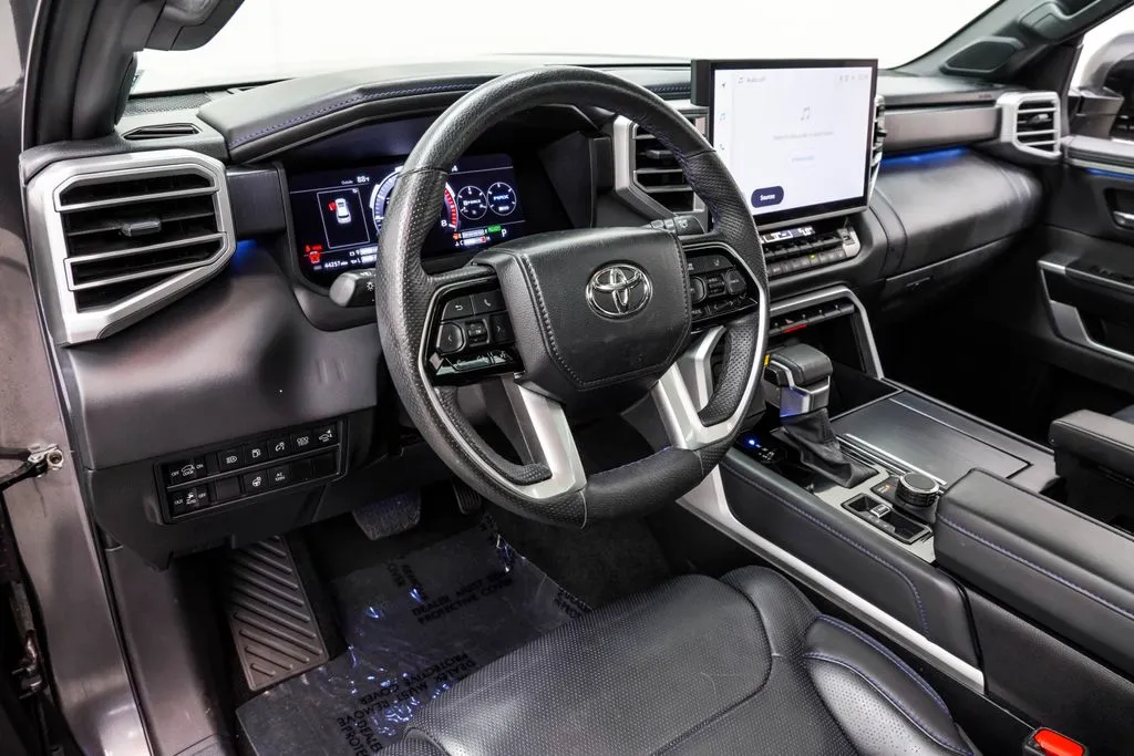 2024 Toyota Sequoia Platinum, photo 14