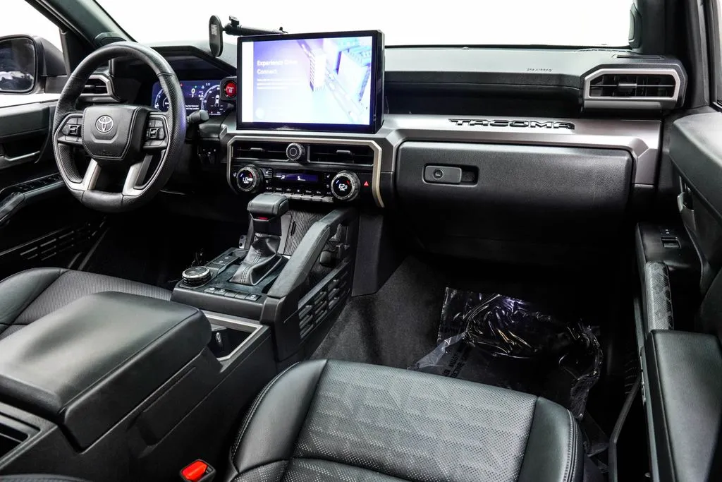 2025 Toyota Tacoma TRD Sport, photo 20