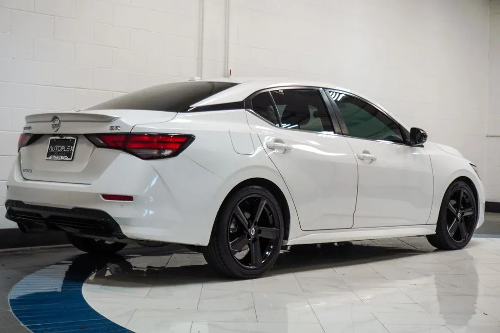 2022 Nissan Sentra SR, photo 21