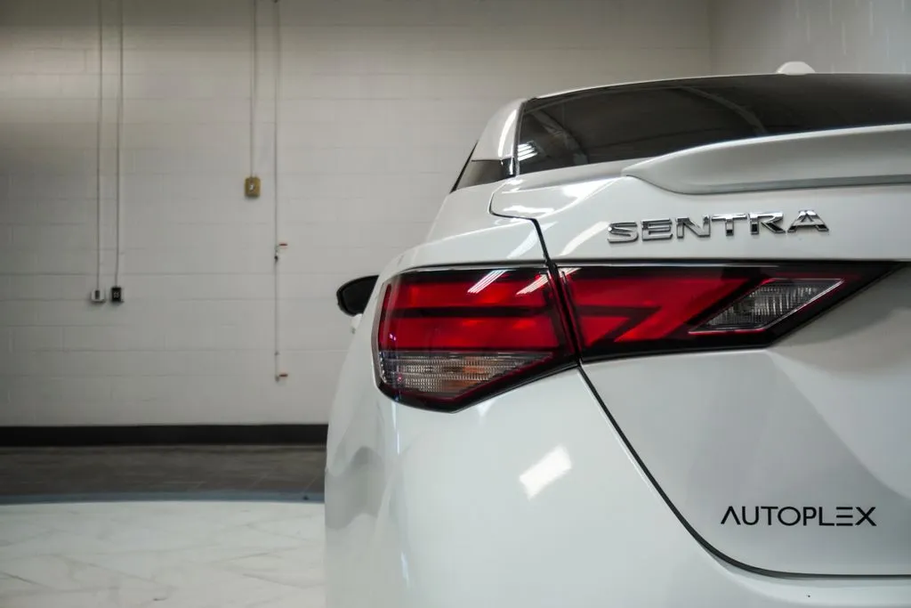 2022 Nissan Sentra SR, photo 27
