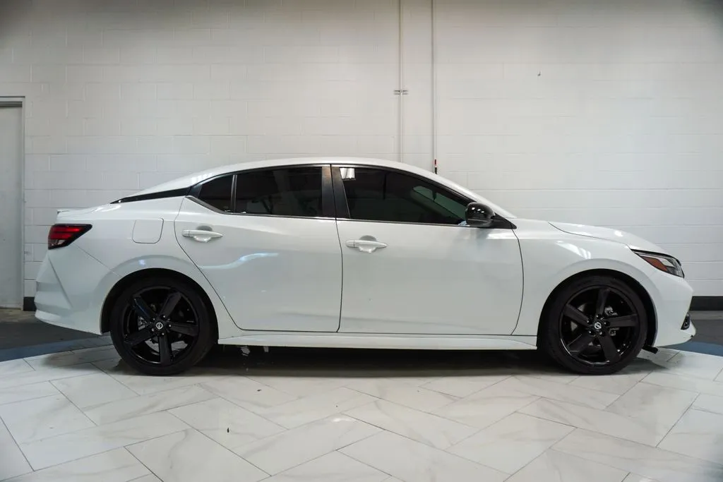 2022 Nissan Sentra SR, photo 24