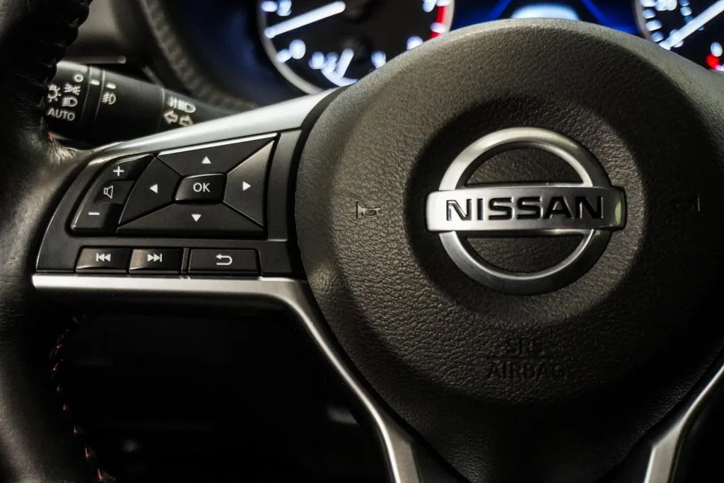 2022 Nissan Sentra SR, photo 10