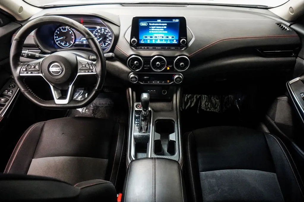 2022 Nissan Sentra SR, photo 6