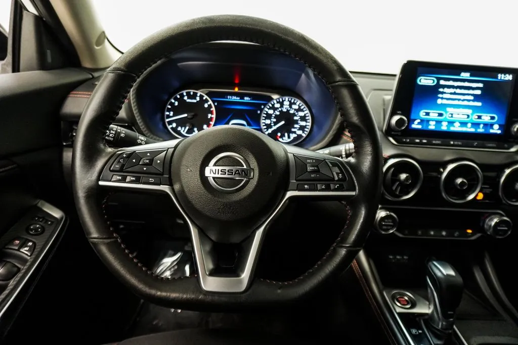 2022 Nissan Sentra SR, photo 8