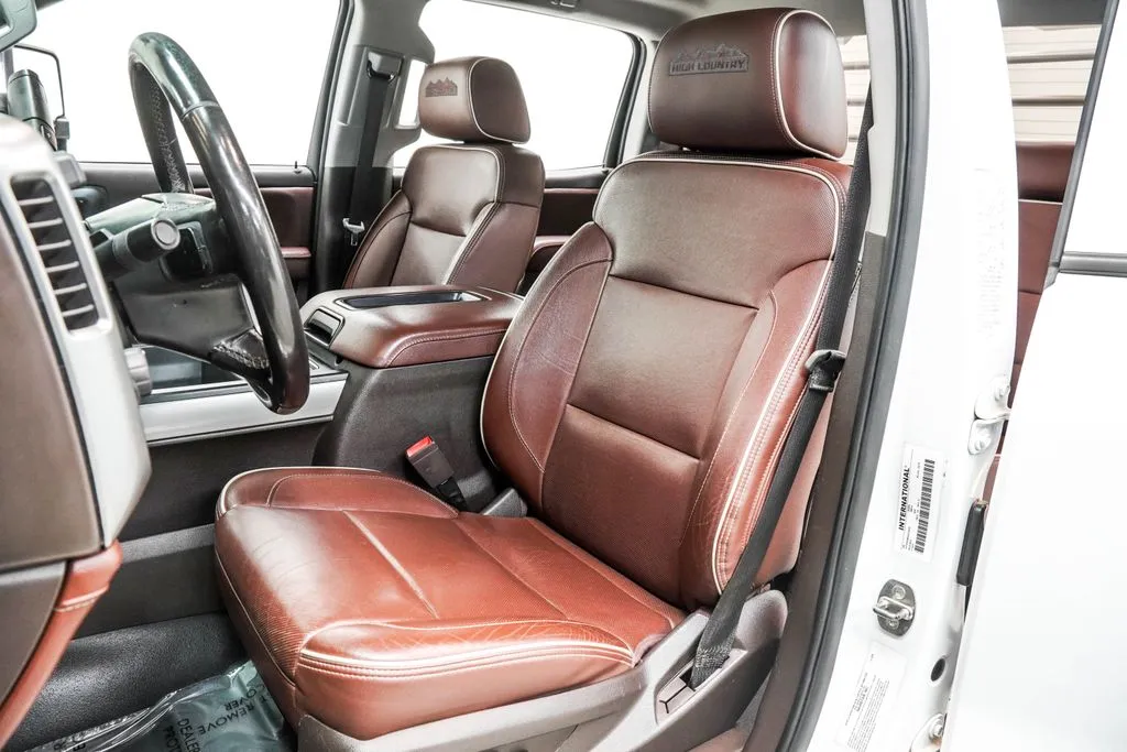 2019 Chevrolet Silverado 6500 HD 1LT, photo 13