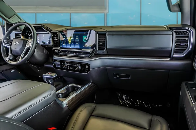 2025 Chevrolet Silverado 1500 LT Trail Boss, photo 12