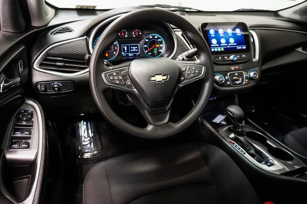 2024 Chevrolet Malibu LS, photo 9