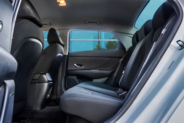 2024 Hyundai Elantra Hybrid Blue, photo 38