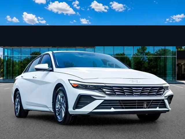 2024 Hyundai Elantra Hybrid Blue, photo 8