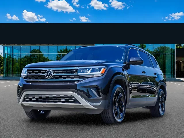 2022 Volkswagen Atlas 3.6L V6 SE w/Technology, photo 2