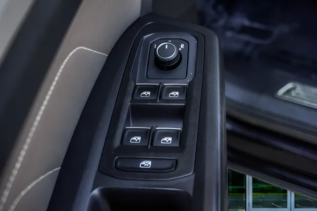 2022 Volkswagen Atlas 3.6L V6 SE w/Technology, photo 32