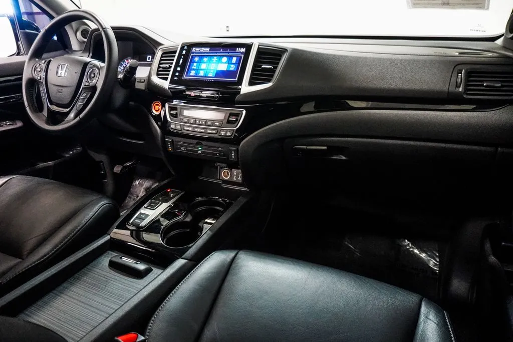 2017 Honda Pilot Touring, photo 11