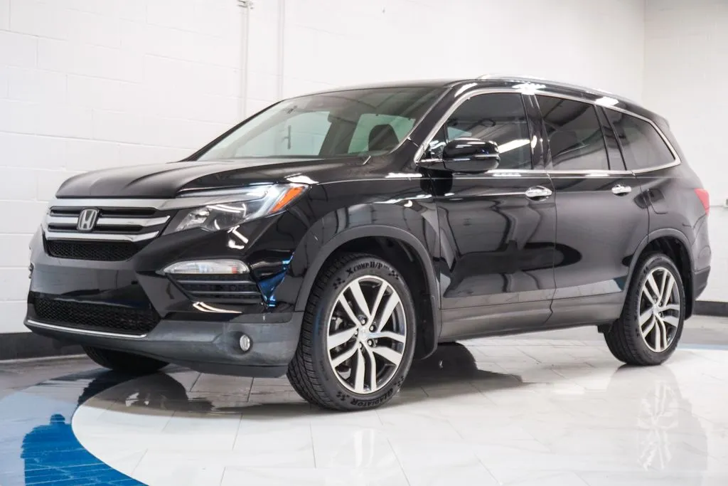 2017 Honda Pilot Touring, photo 2