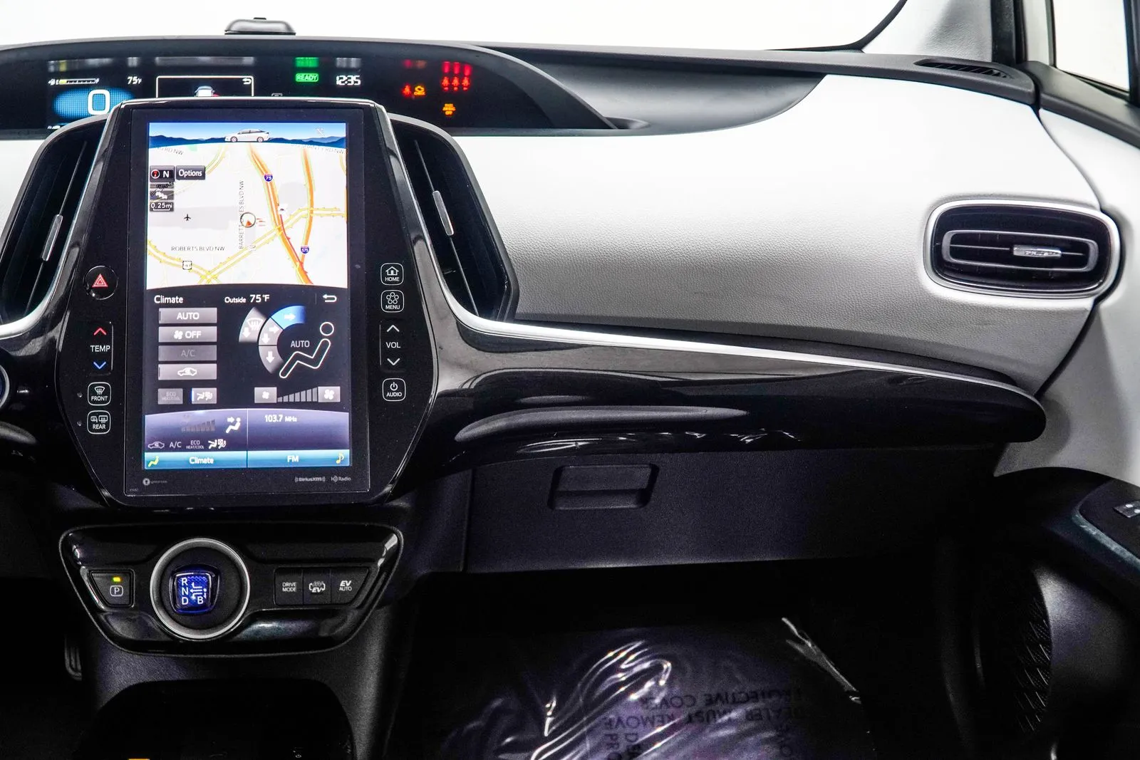 2021 Toyota Prius Prime XLE, photo 17