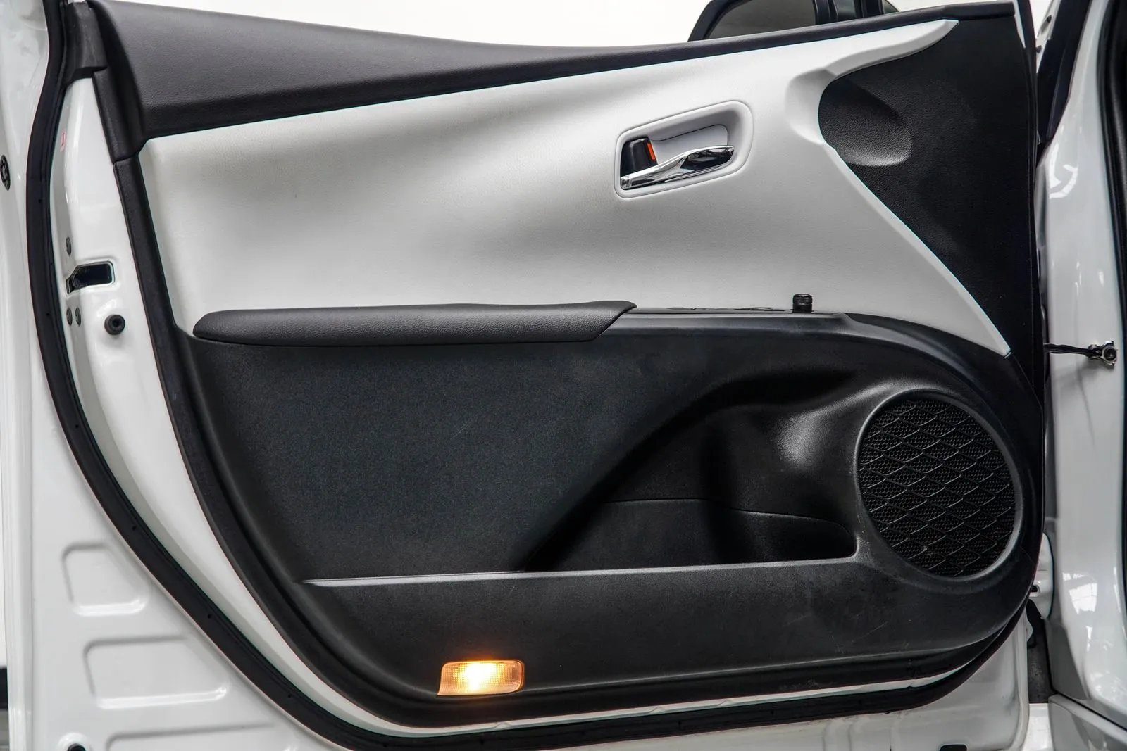 2021 Toyota Prius Prime XLE, photo 29