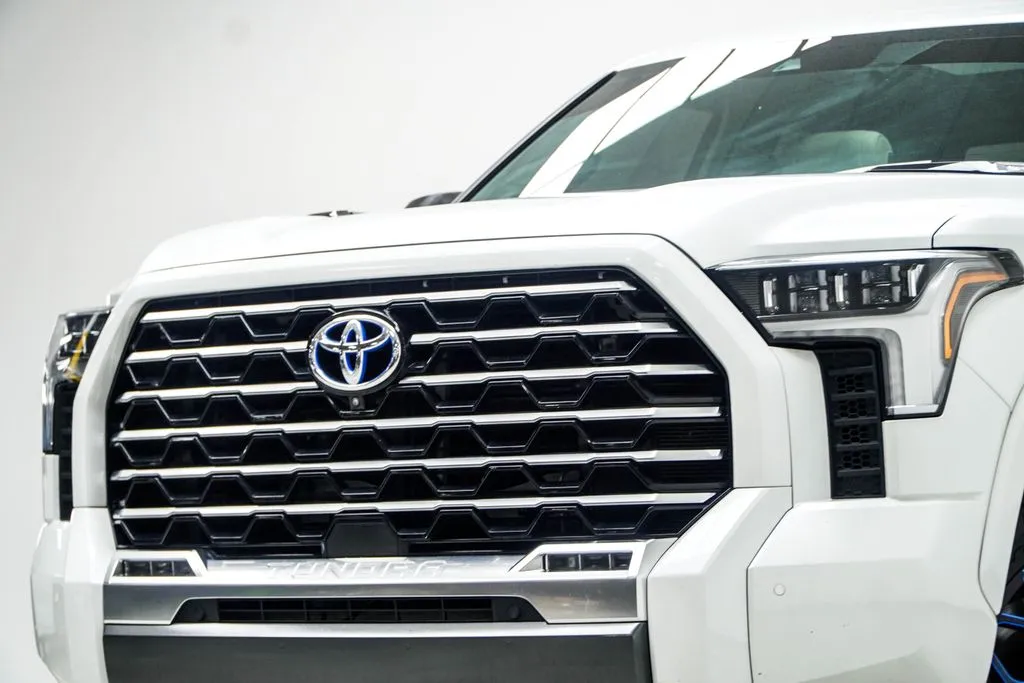 2023 Toyota Tundra Hybrid Capstone, photo 1