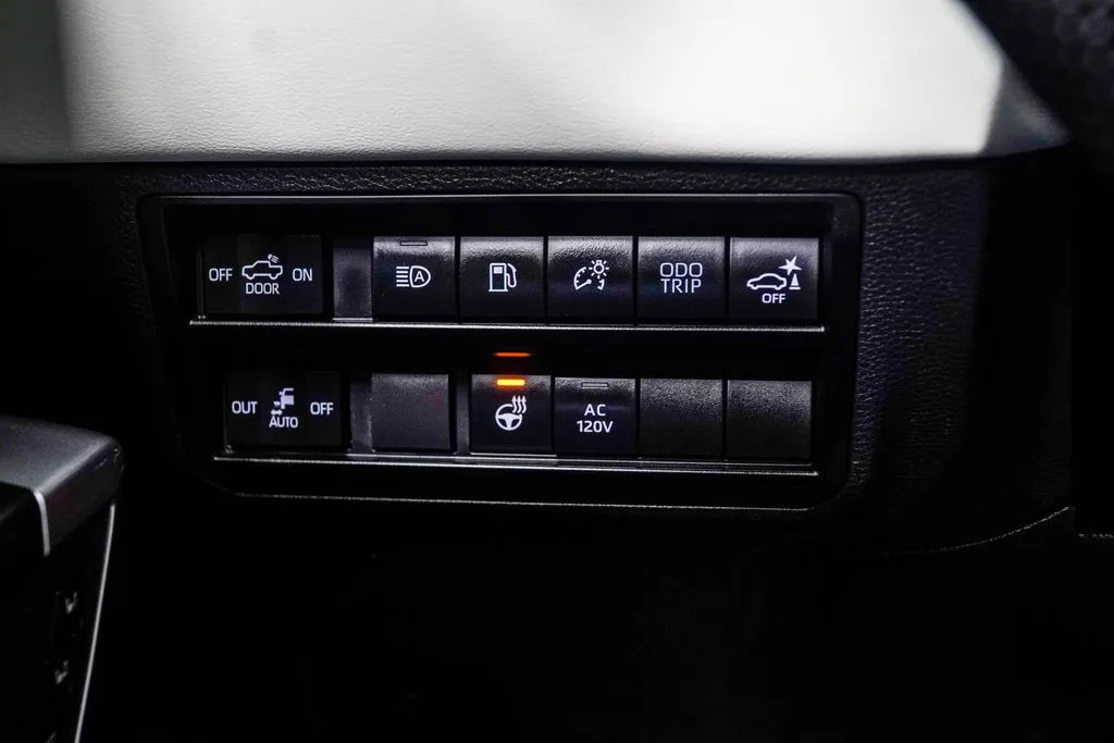 2023 Toyota Tundra Hybrid Capstone, photo 33