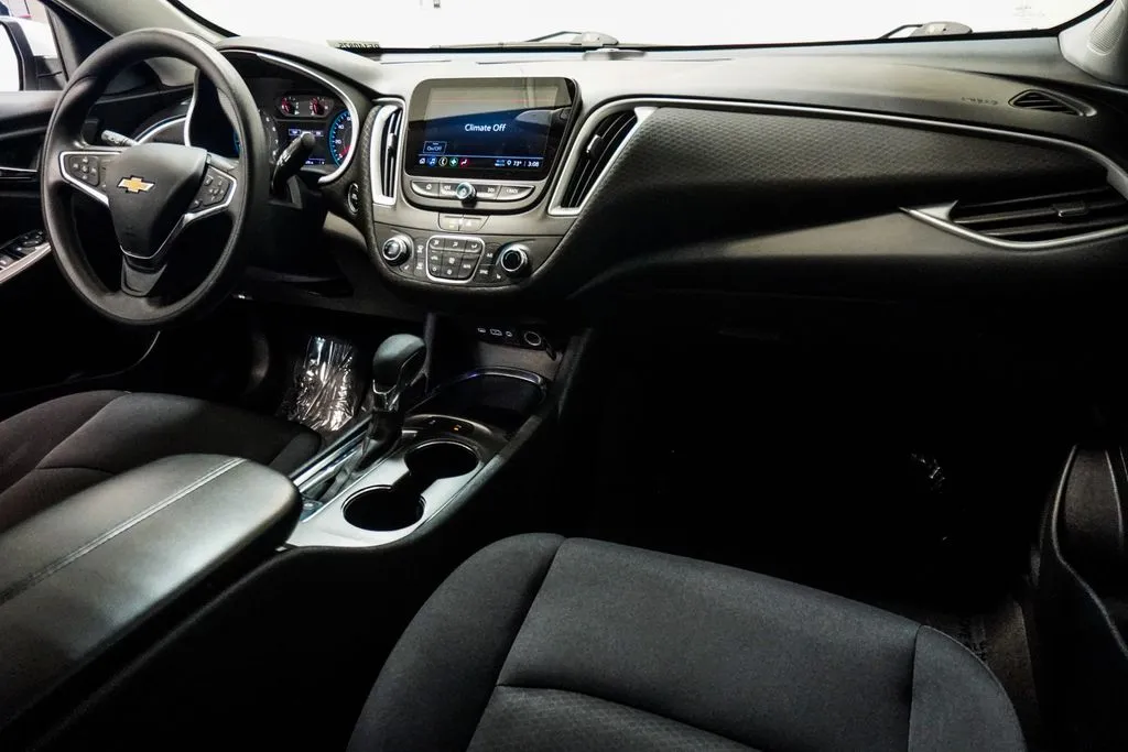 2024 Chevrolet Malibu LT, photo 8