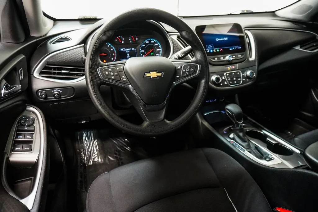 2024 Chevrolet Malibu LT, photo 10