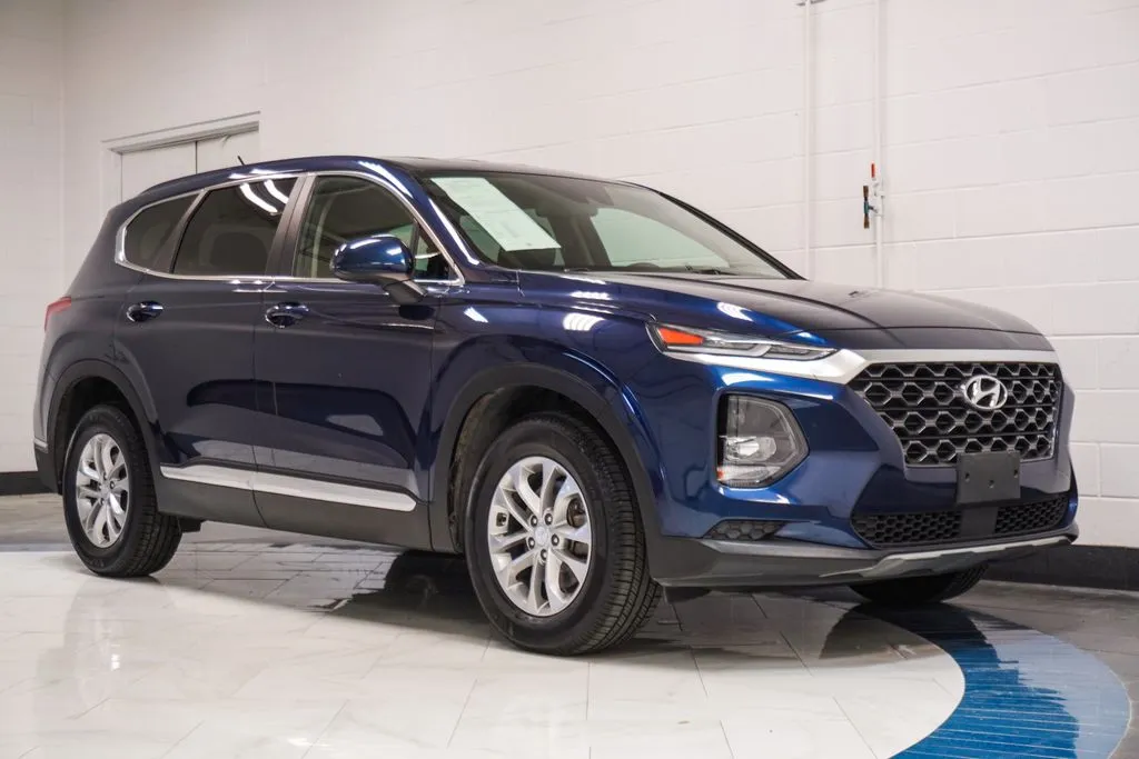 2019 Hyundai Santa Fe SE, photo 3