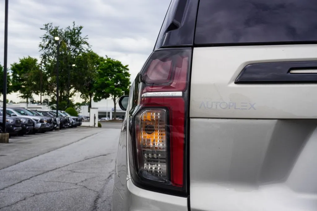 2024 Chevrolet Suburban RST, photo 32