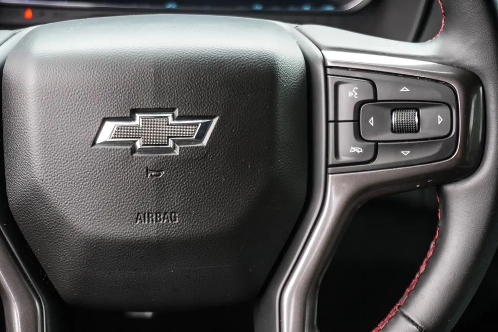 2024 Chevrolet Suburban RST, photo 12