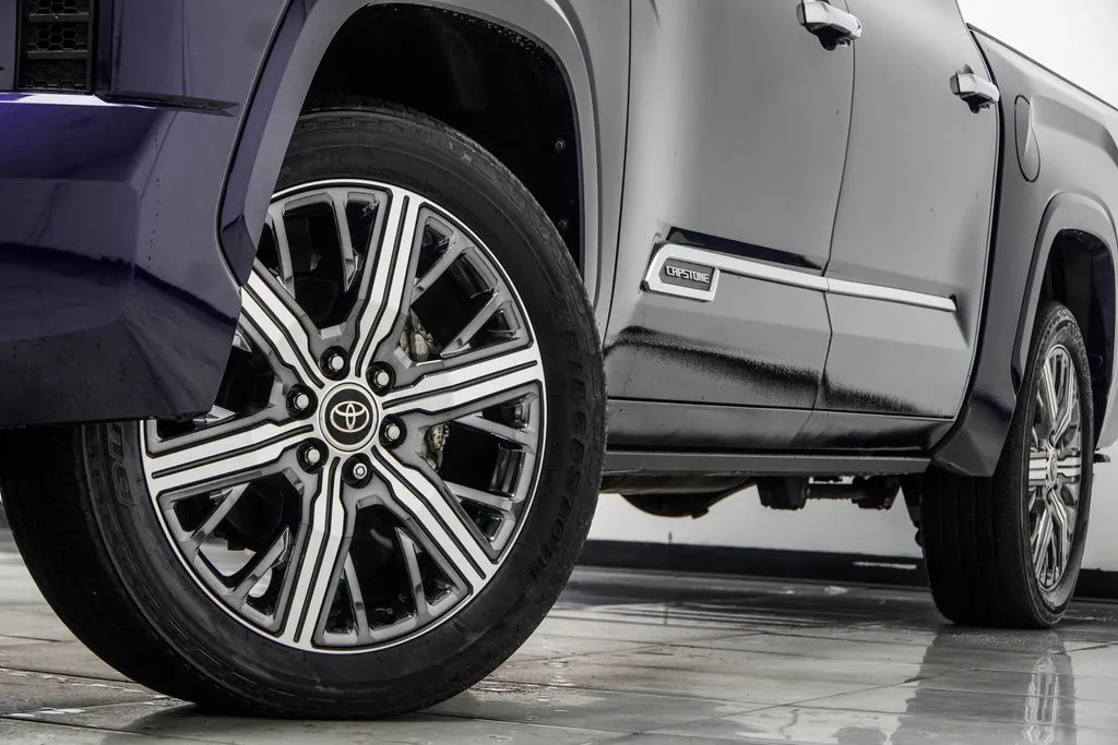 2022 Toyota Tundra Hybrid Capstone, photo 2