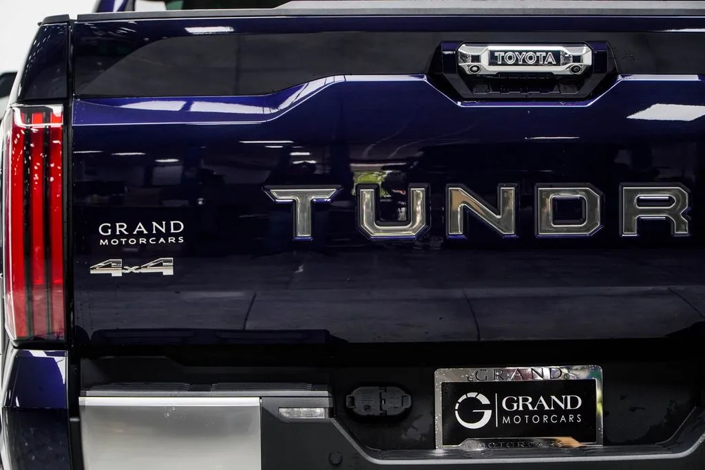 2022 Toyota Tundra Hybrid Capstone, photo 17