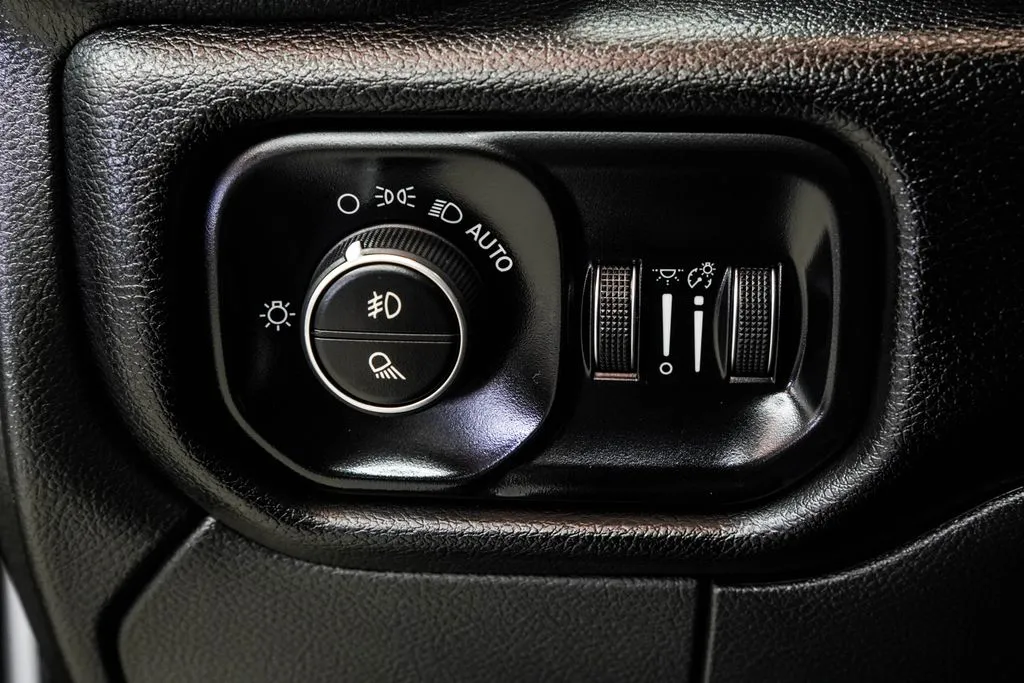 2024 Ram 2500 Laramie, photo 39