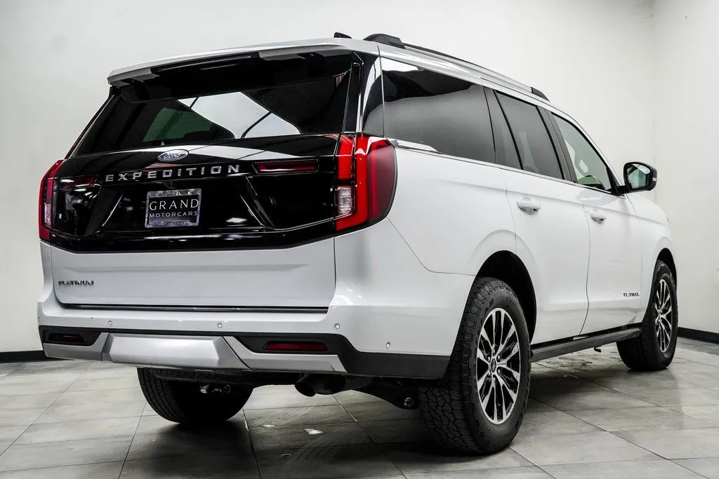 2025 Ford Expedition Platinum, photo 11