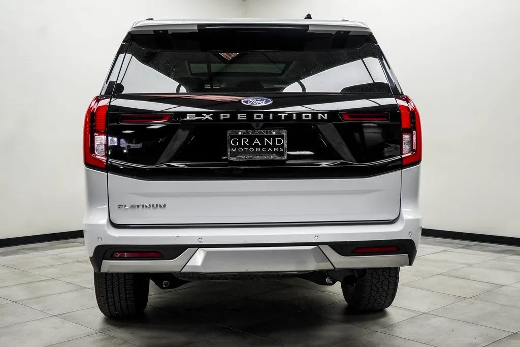 2025 Ford Expedition Platinum, photo 9