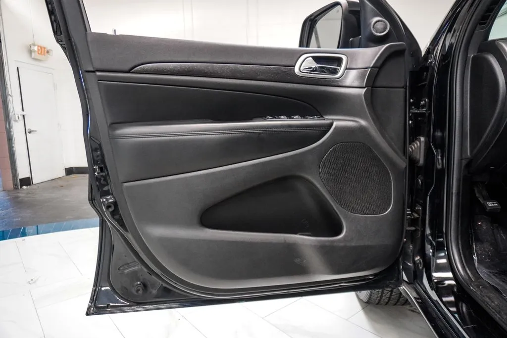 2018 Jeep Grand Cherokee Altitude, photo 15