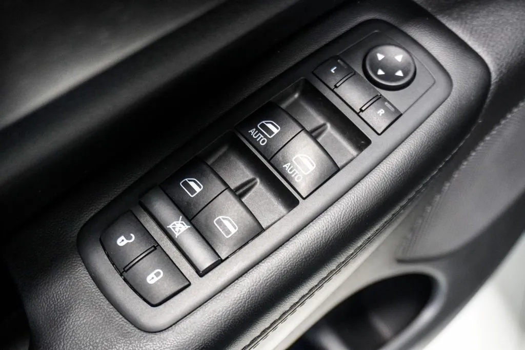 2018 Jeep Grand Cherokee Altitude, photo 17