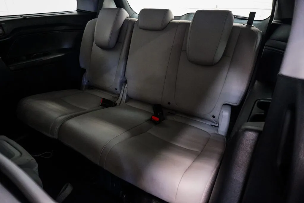 2022 Honda Odyssey Touring, photo 6