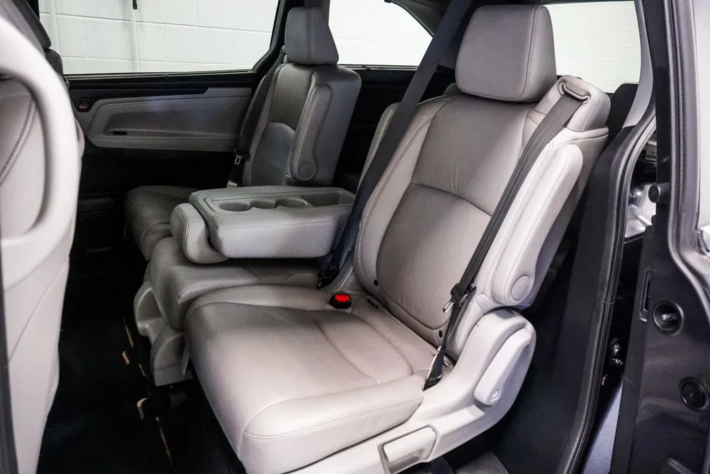 2022 Honda Odyssey Touring, photo 5