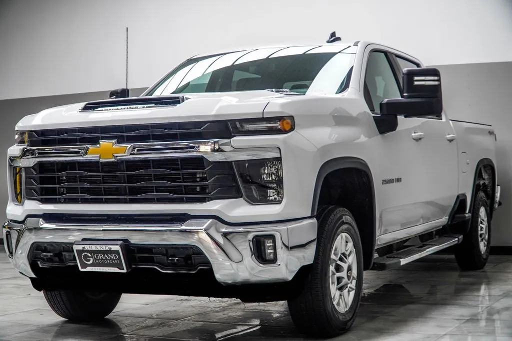 2025 Chevrolet Silverado 2500 HD LT, photo 7
