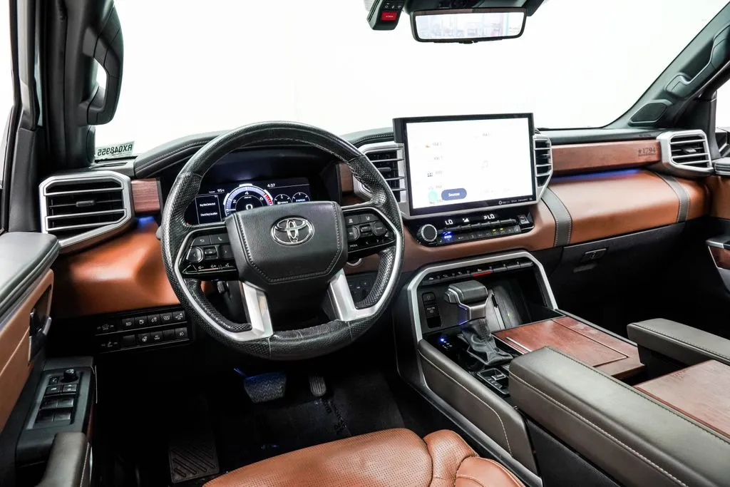 2024 Toyota Tundra Hybrid 1794 Edition, photo 3
